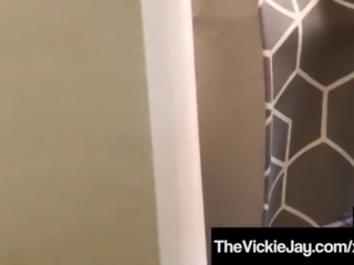 Super Mega PAWG Vickie Jay Gets A Cummy Cock After Shower!