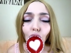 Sweet girl want lollipop & cum