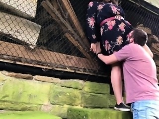 Chubby girlfriend fucked in park