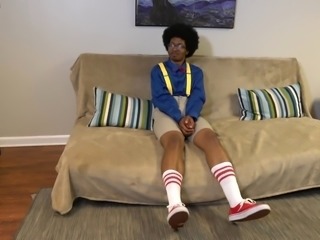 Dorky Darien Joins The Casting Couch