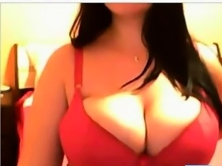 Romanian big natural tits beauty-webcam