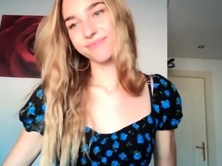 Sexy Amateur 18 Blond Teen First Time Webcam