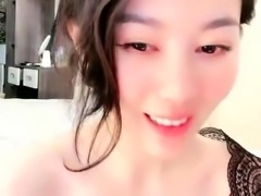 Amateur Asian babe solo masturbation