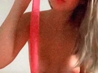 Webcam blonde playing with sex toys on webcam