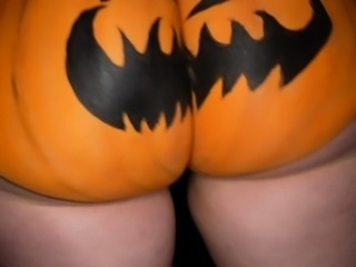 RICKYSROOM Big ass Halloween pumpkin with Abigaiil Morris