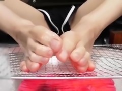 BBQ chinese girls feet