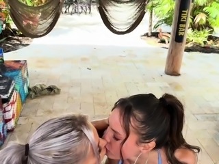 Hayley Davies and Kelsi Monroe - Onlyfans