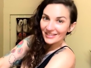 Leann amateur beautiful brunette with big boobs