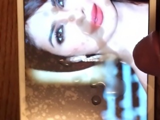 Hot Priyanka Chopra got cum facial!!!