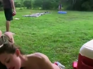 Young hot couple fucking in outdoor