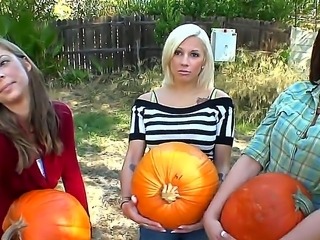 This fun redneck game with pumpkins is going to have one rather unexpected outcome. The lucky winner will get sucked off by Lylith Lavey, Presley Hart and Tory Lane!