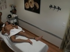 Asian Allanah Li making massage to