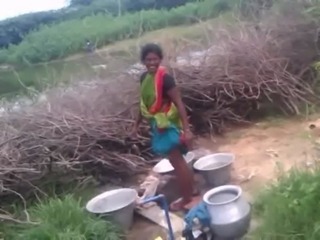 Village aunty saree tuck 01 free