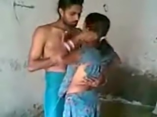 2013-07-02-HardSexTube-Punjabi.newly.married.bhabhi.fucked.with.moans.avi free