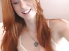 Beautiful Redhead Babe Plays her Pussy