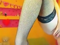 Beautiful girl dancing and masturbating on webcam
