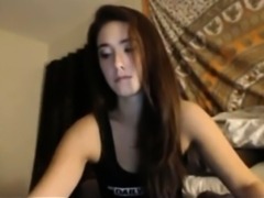 Stunning Webcam Girl Fingers Her Pussy