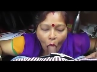 Indian Maid blow job at office