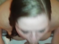 Bathtime Blowjob Facial