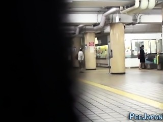 Weird japanese pee public