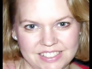 Soccer mom I want to fuck (non nude)