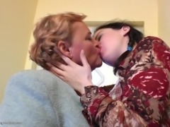 Classy mature BBW with big tits moans while pussy is licked