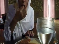 Arab movie Hungry Woman Gets Food and Fuck