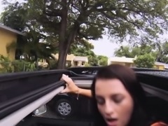 Stunning lost chick gets roughly fucked in the backseat