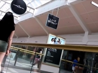 candid teen nice ass in shorts