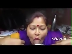 randi aunty blowjob at office