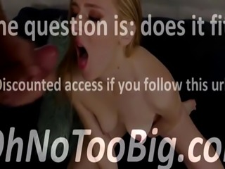 Ava Hardy loves showing off her amazing boobs