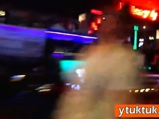 Thai hookers is given a foreigner's cock