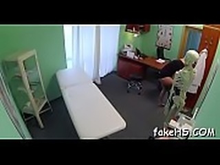 Hard wang permeates doctor&#039_s pussy