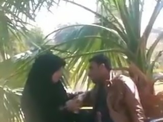arab girl blowjob handjob