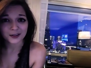 Sexy Busty Girl Tessa Fowler webcam show 4