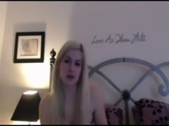 Danielle live webcam