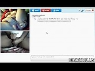 Chatrandom: Spanish Milf get my cum while rubbing pussy