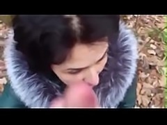blowjob made in public park by lonely woman who&#039_s crazy about seeing dick and starts licking it together with the balls immediately