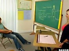 Sexy Milf with bouncing bigtits pounding in class