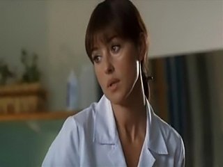 Monica Bellucci - Ma free