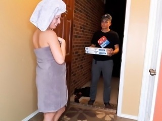 Busty amateur brunette milf seduces the pizza delivery guy