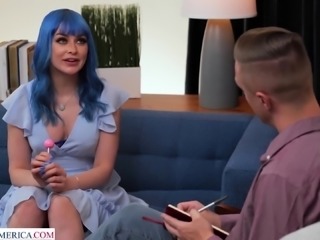 Jewelz Blu with big ass and tits seduced her doctor Alex Mack to fuck on a sofa